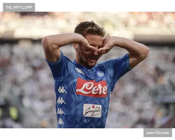 吉滕斯：晋级比进球更具意义，与出色队友同场竞技倍感荣幸