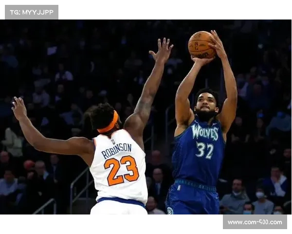 斯奈德临场调整成效显著，末节团队篮球优势展现执行力